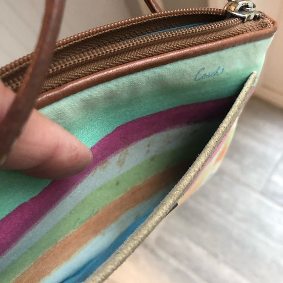 Coach wristlet - Picture 5 of 7